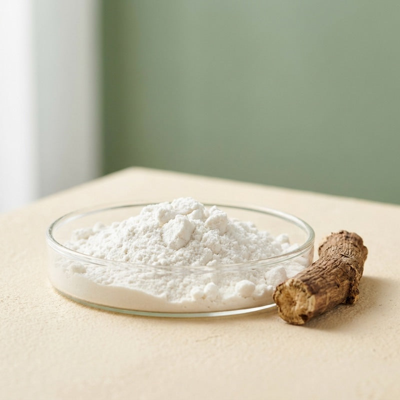 Inulin (FOS) ingredient in a glass dish
